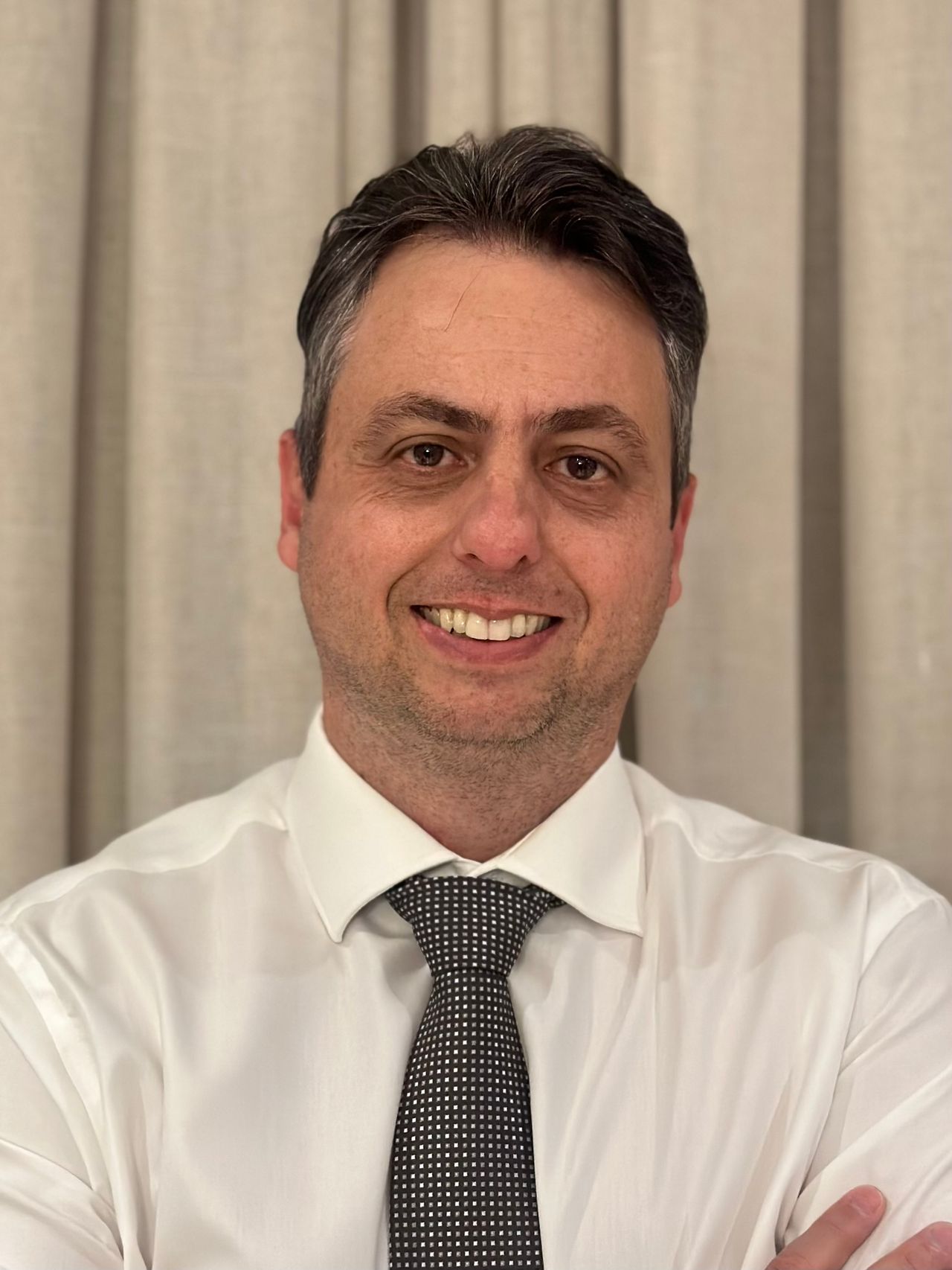 Dr. Francisco Eduardo