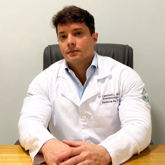 Dr. Leonhard Leite
