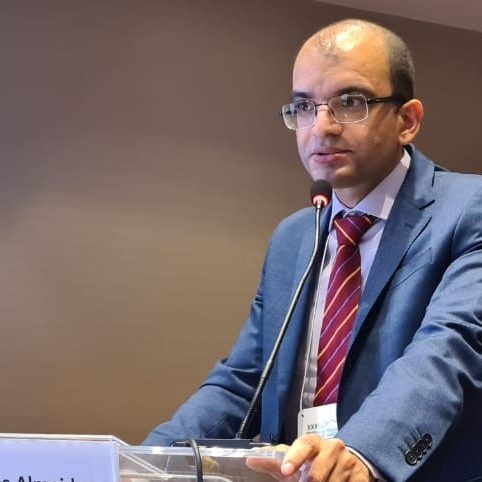 Dr. Gilberto Almeida