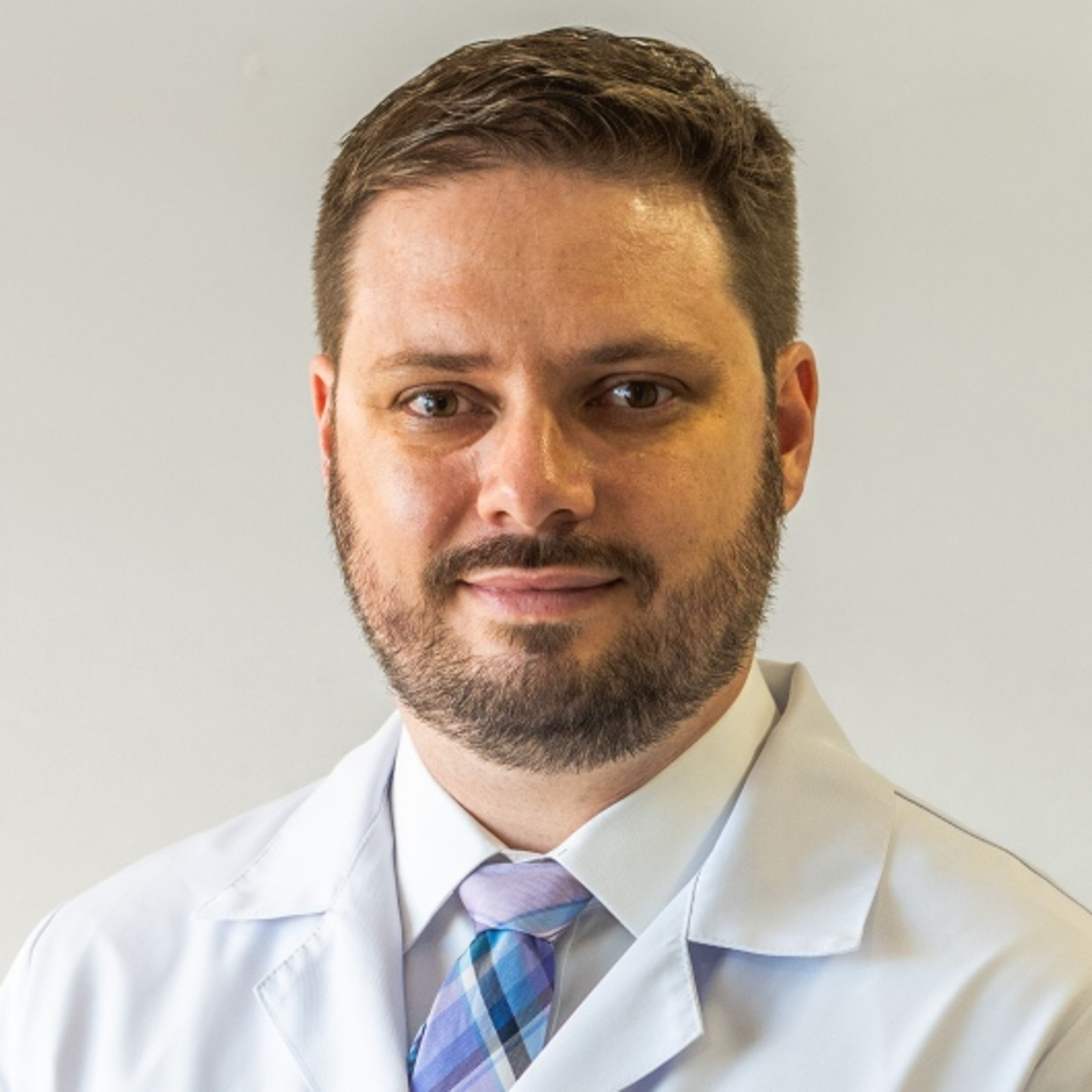 Dr. Leonardo Paese