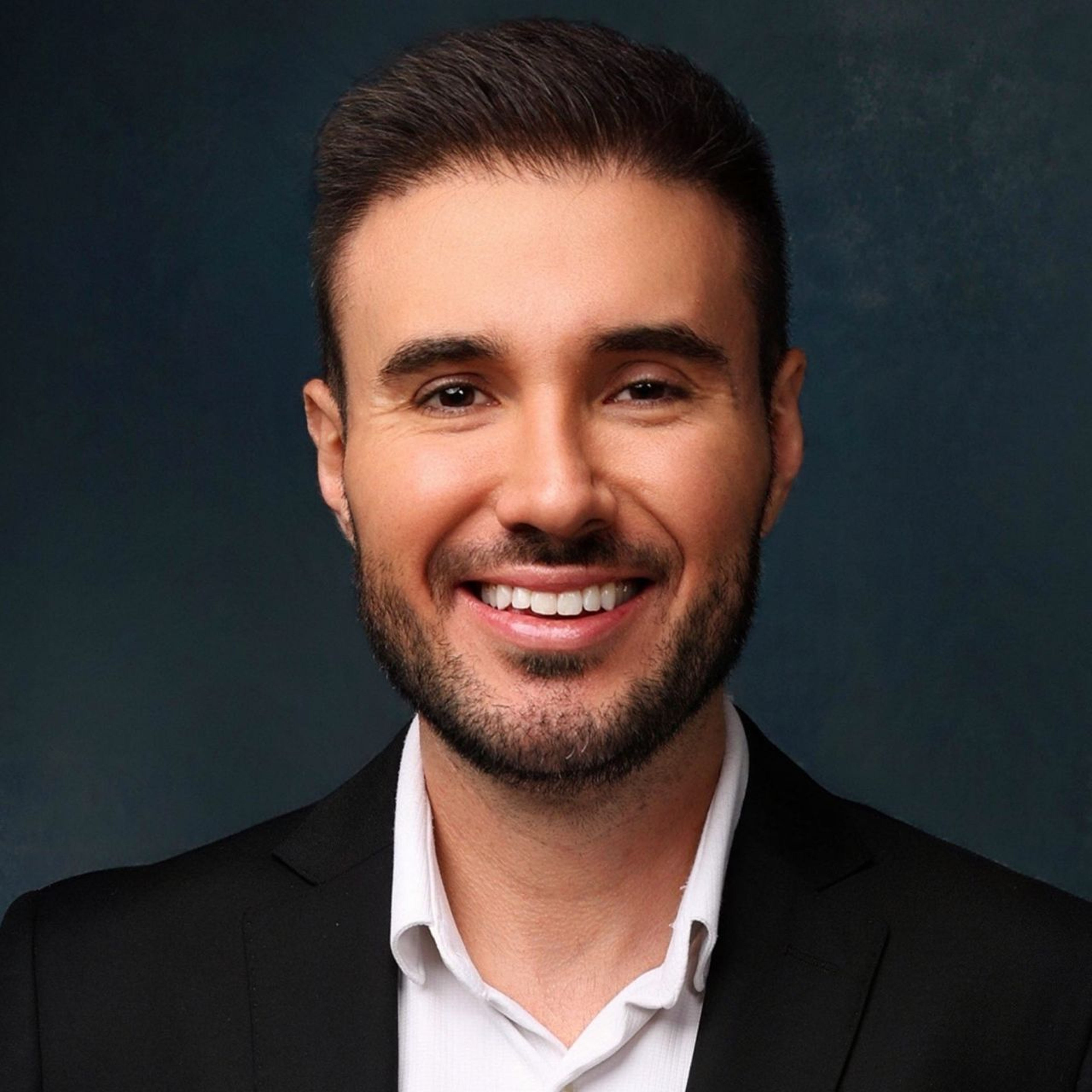 Dr. Cassyo Tornesi