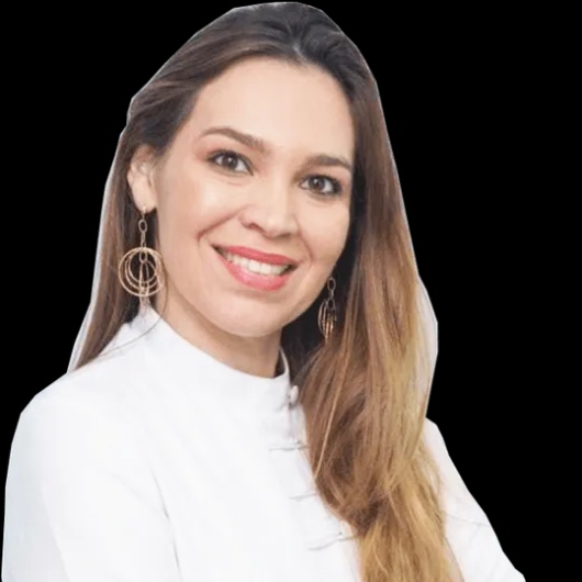 Dra. Lara Tavares