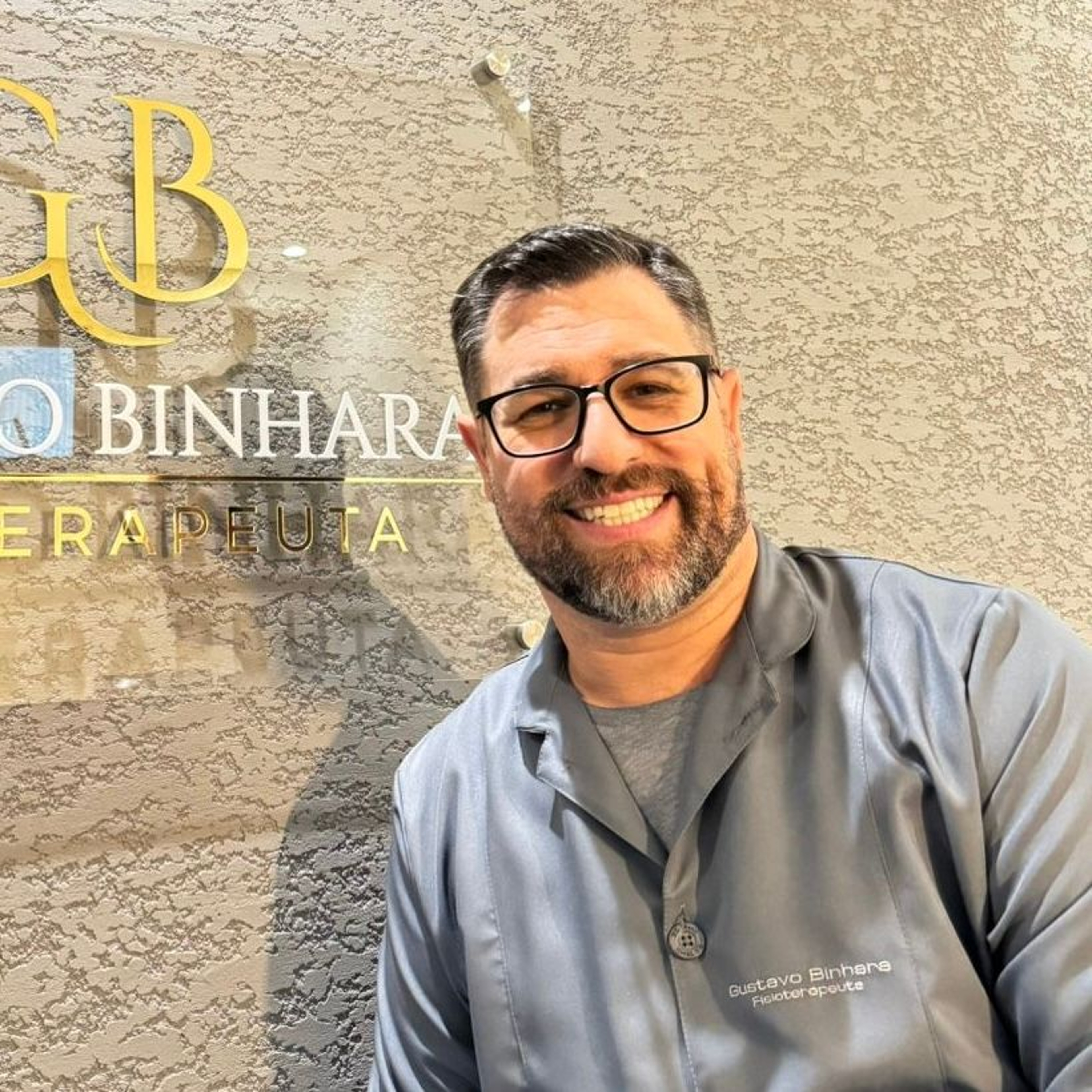 Dr. Gustavo Dall