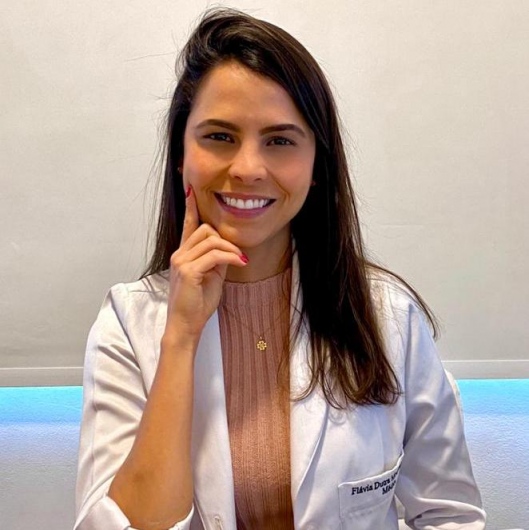 Dra. Flávia Dutra
