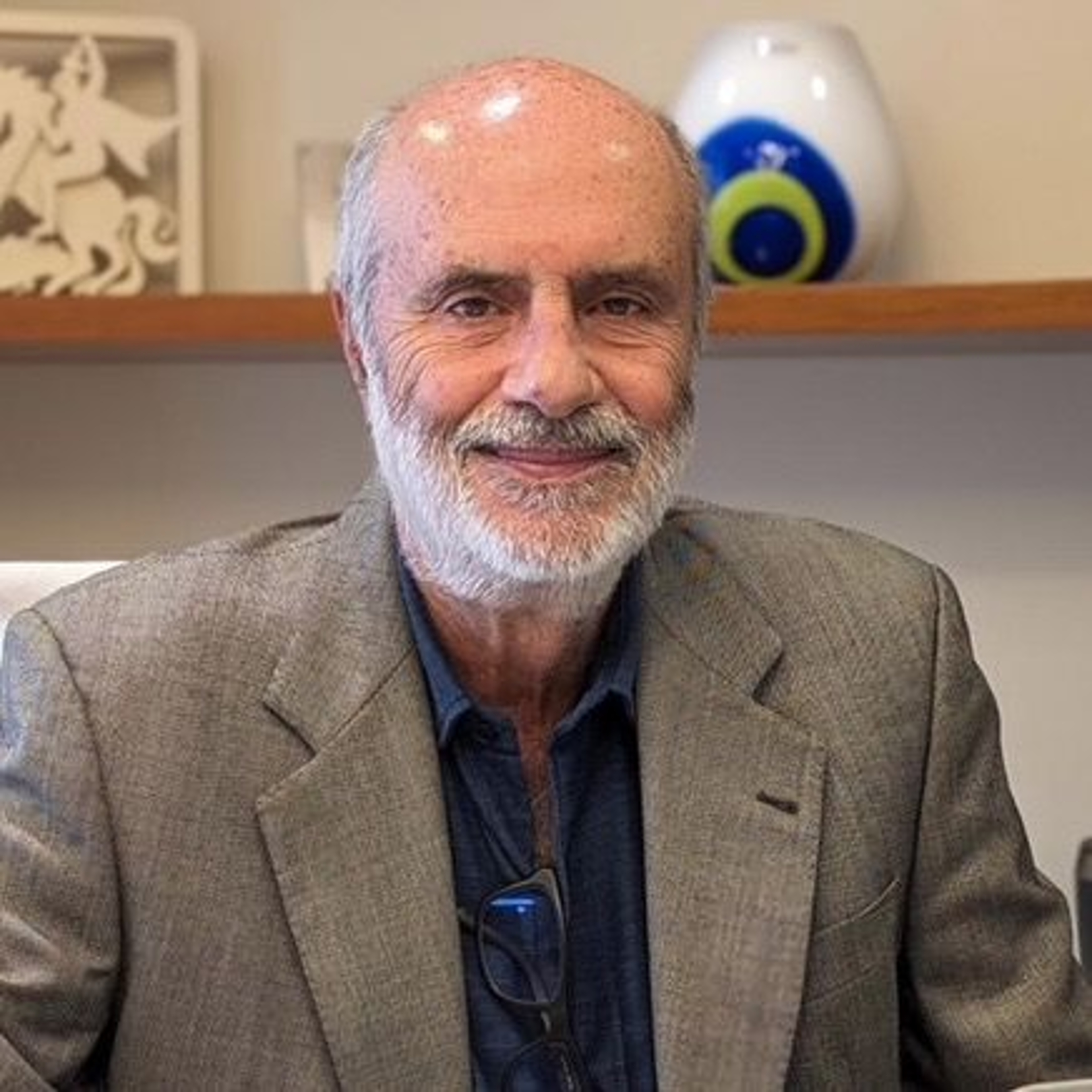 Dr. Jorge Lopez