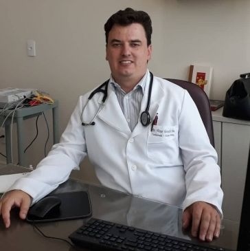 Dr. Victor Moreschi