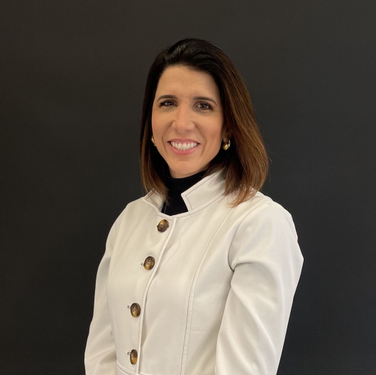 Dra. Mariana Wolf