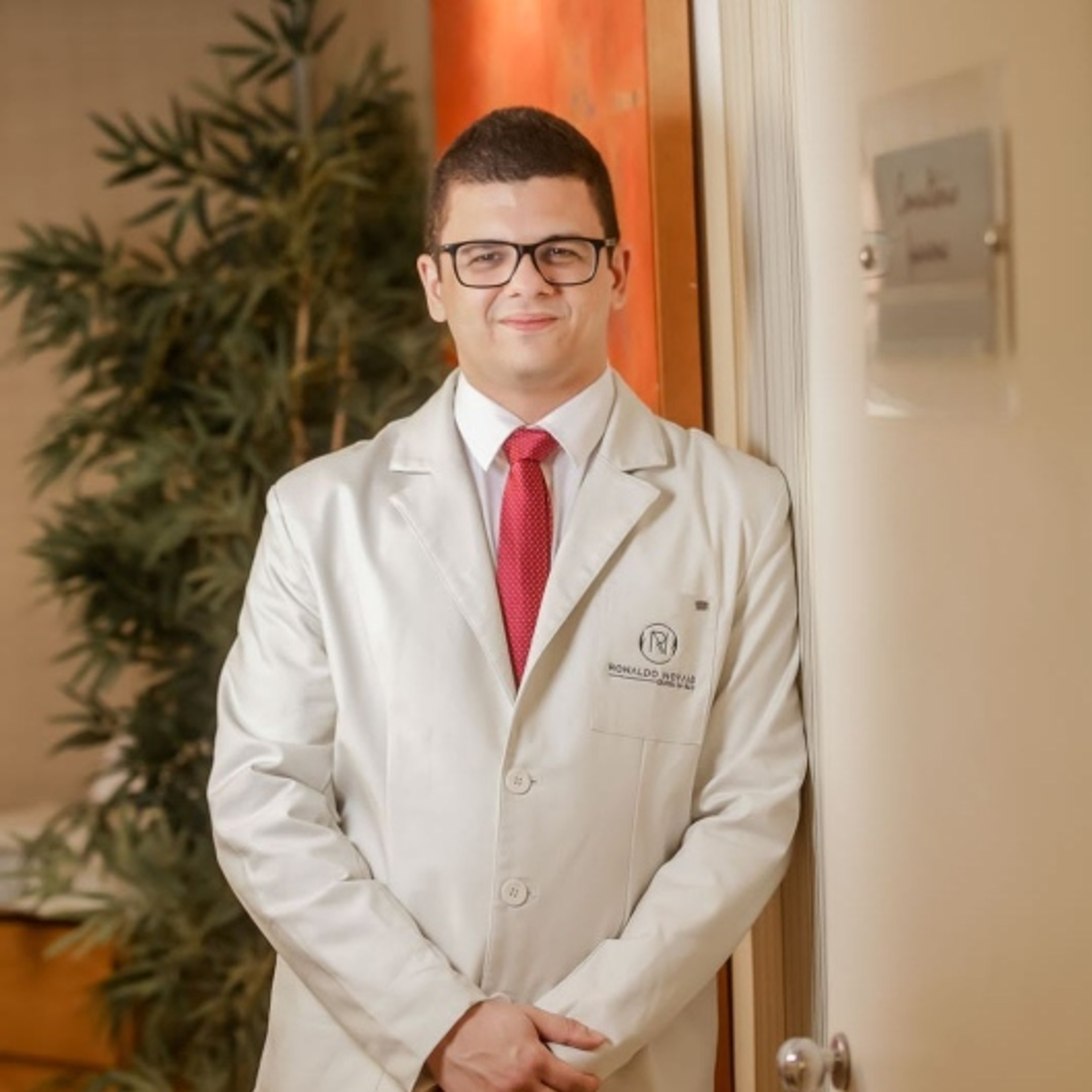 Dr. Ronaldo Novais