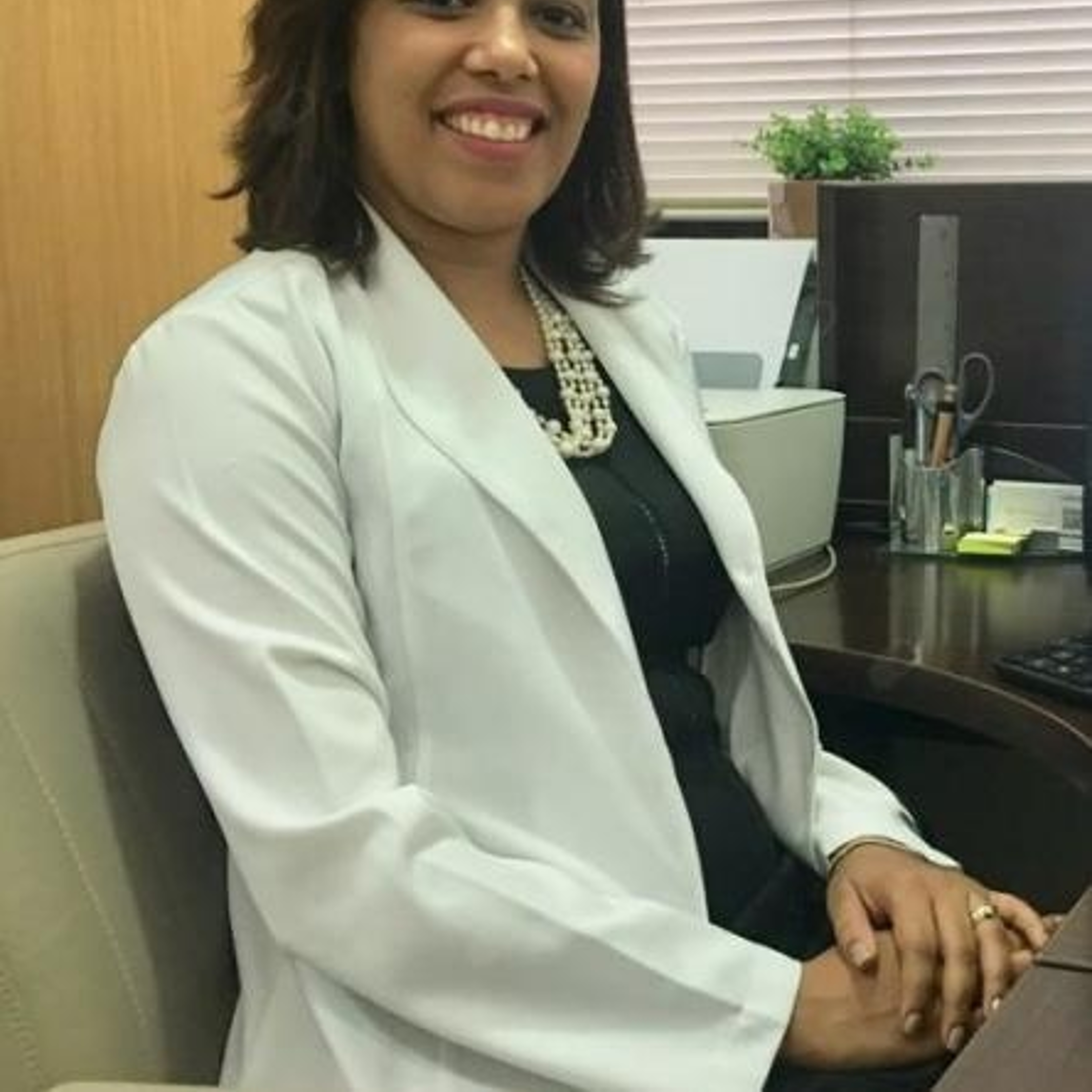Dra. Christianne Martins