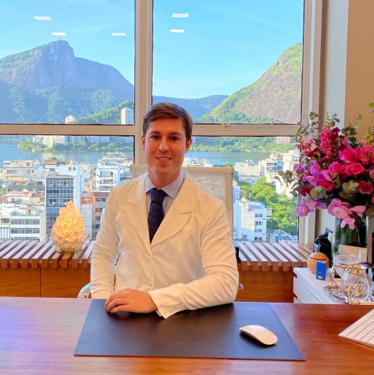 Dr. Gabriel Monteiro