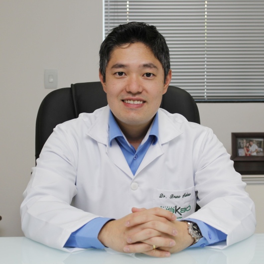 Dr. Bruno Nakao