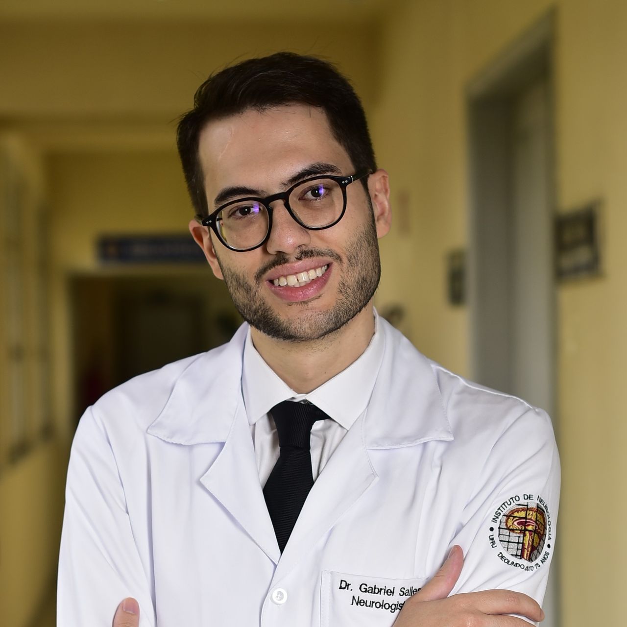Dr. Gabriel Etienne