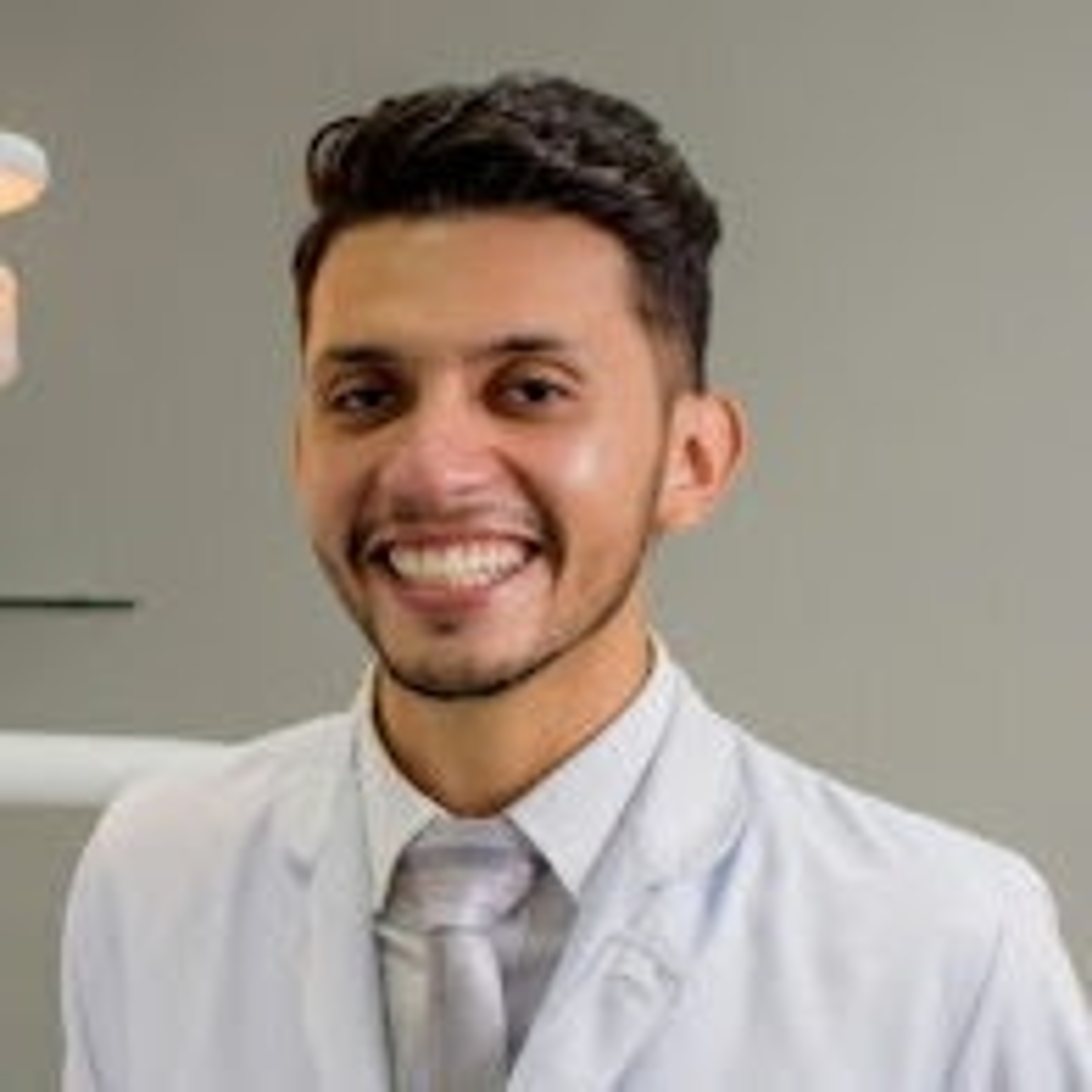 Dr. Dr Pedro