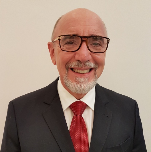 Dr. Iriano Silva