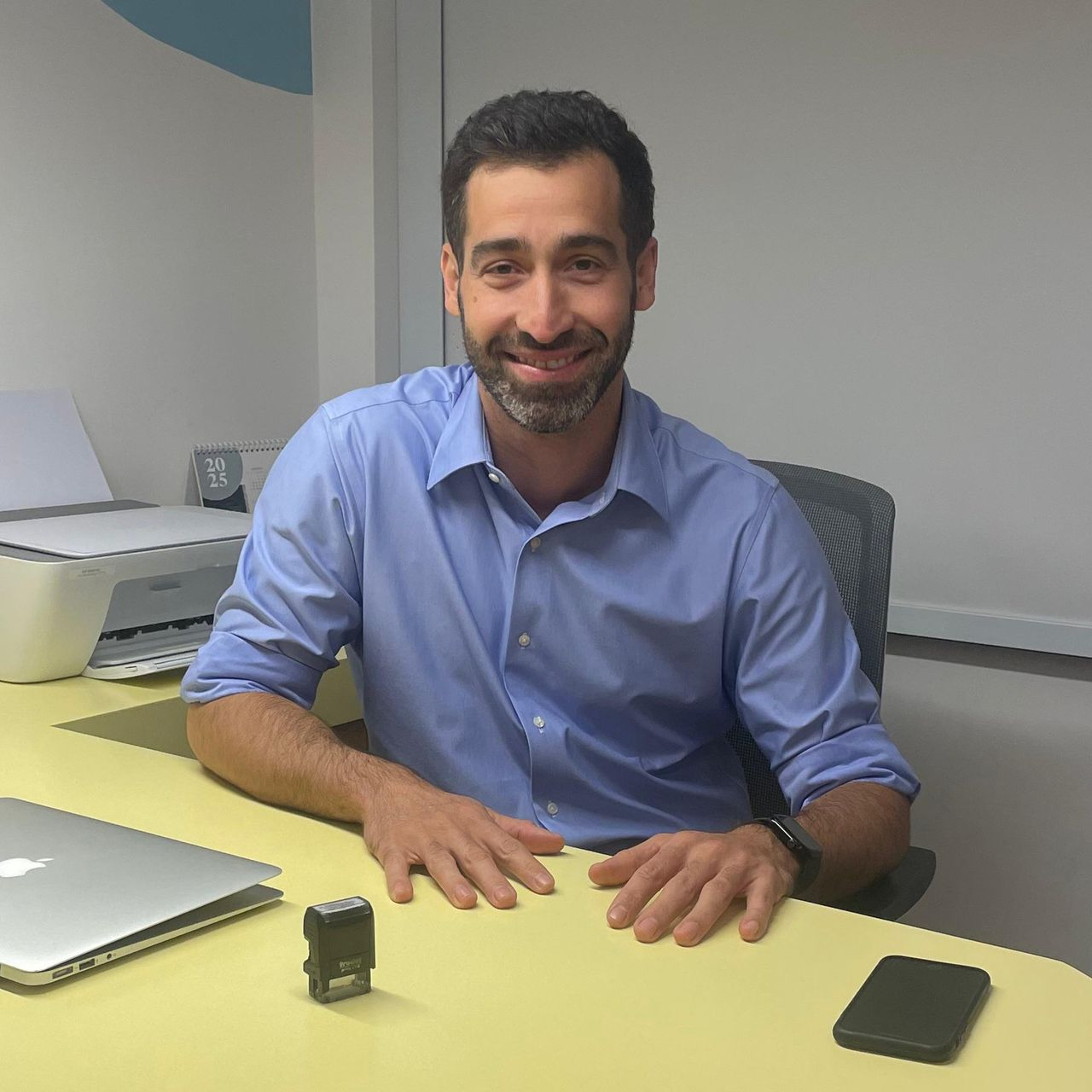 Dr. Guilherme Simões