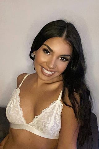 Sanya Raj 💃 Indian Doll
