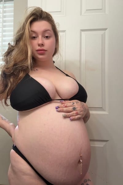 33 WEEKS PREGNANT🤰🏻💦
