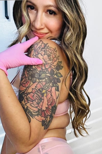 Luna Rose🌙🌹 (Lets get Kinky baby!)