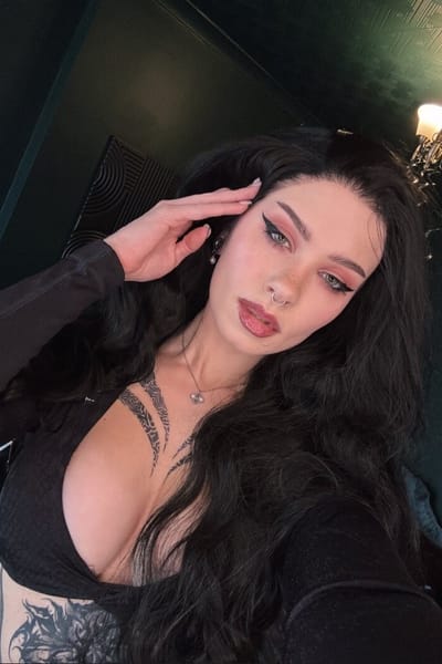 QUEENSQUID 👑