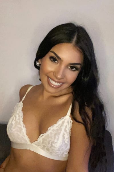 Sanya Raj 💃 Indian Doll