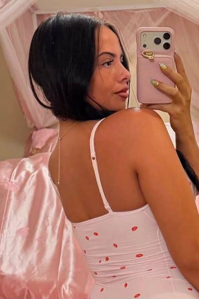 Mia