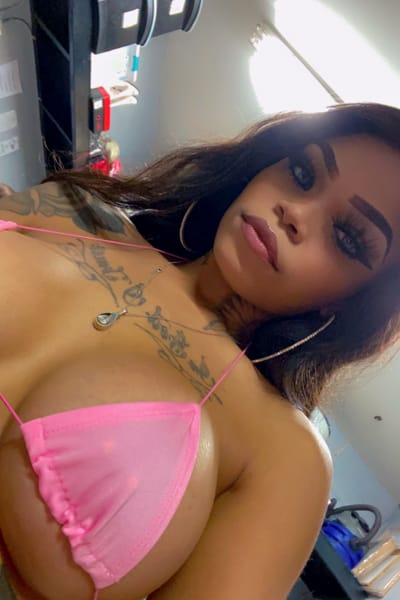 Slimm Domme 🦋