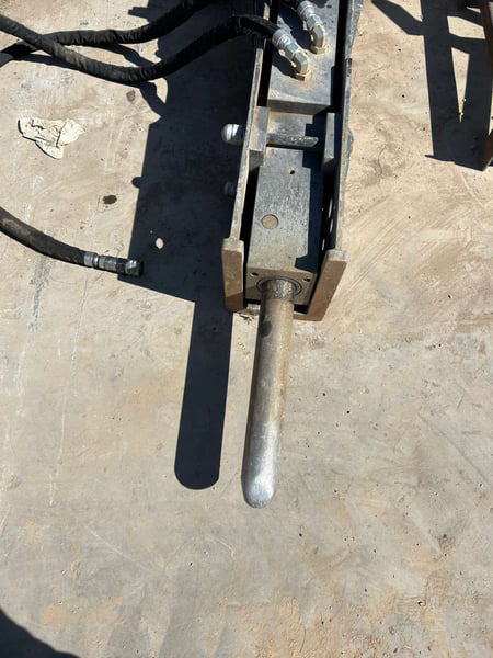 097932 L