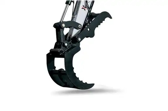 Bobcat 3 tine grapple