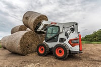 Thumbnail of Bobcat S650 lift.jpg