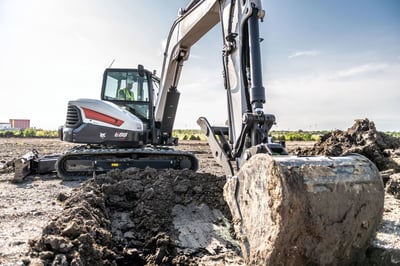 Bobcat E88 bucket.jpg
