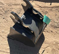 Thumbnail of 106257 F