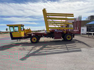 New Holland Stackcruiser 103 Bale Wagon