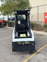 Thumbnail of 121650 F
