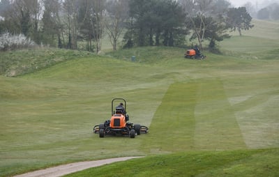 Jacobsen F305 mowing capacity.jpg