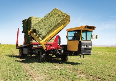 New Holland Stackcruiser 105.jpg
