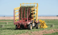 Thumbnail of New Holland Stackcruiser 103.jpg