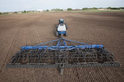 New Holland P2060