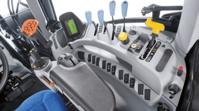 New Holland T7 classic armrest.png