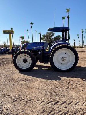 New Holland TS6.140 Tractor