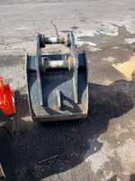 Thumbnail of 108841 B
