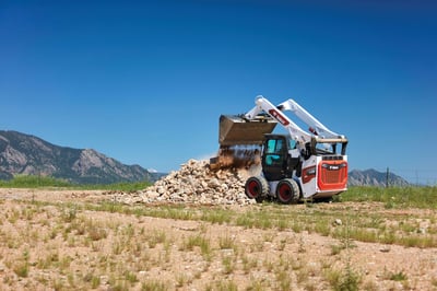 Bobcat S86 Dump.jpg