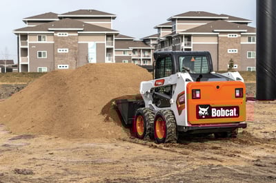Bobcat S510 bucket.jpg