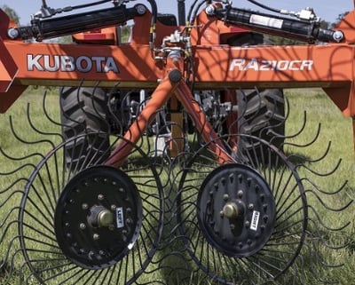 Kubota RA210CR.jpg