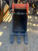 Thumbnail of 113581 F