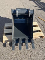 Thumbnail of 108051 F