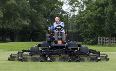 Jacobsen F407 mower.jpg