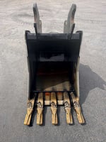 Thumbnail of 125755 F