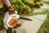 Thumbnail of STIHL BG 86 Blower Action
