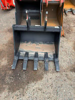 Thumbnail of 111681 F