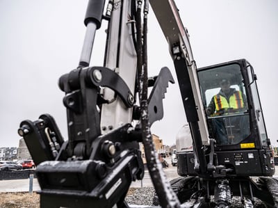 Bobcat E40 bucket.jpg